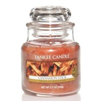 Świeca mała Yankee Candle Cinnamon Stick