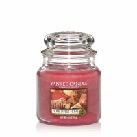 Świeca średnia Yankee Candle Home Sweet Home