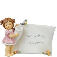 Figurka Tu mieszkam 16.5x15cm Nina i Marco Goebel