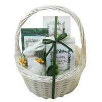 Koszyk z herbatami i kawą