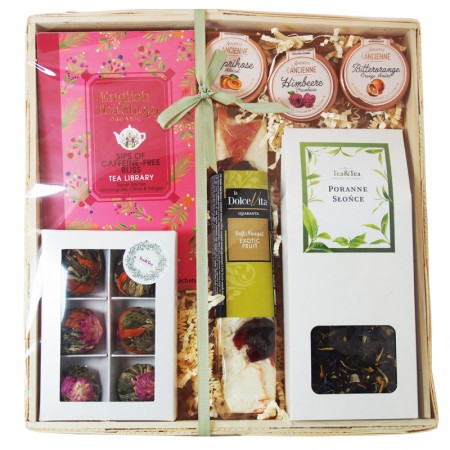 Zestaw herbaciany ze słodyczami